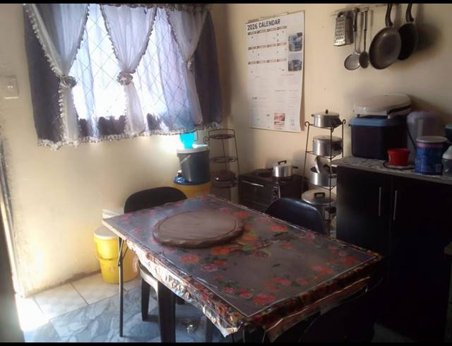 5 BEDROOM HOUSE FOR SALE IN DEVLAND